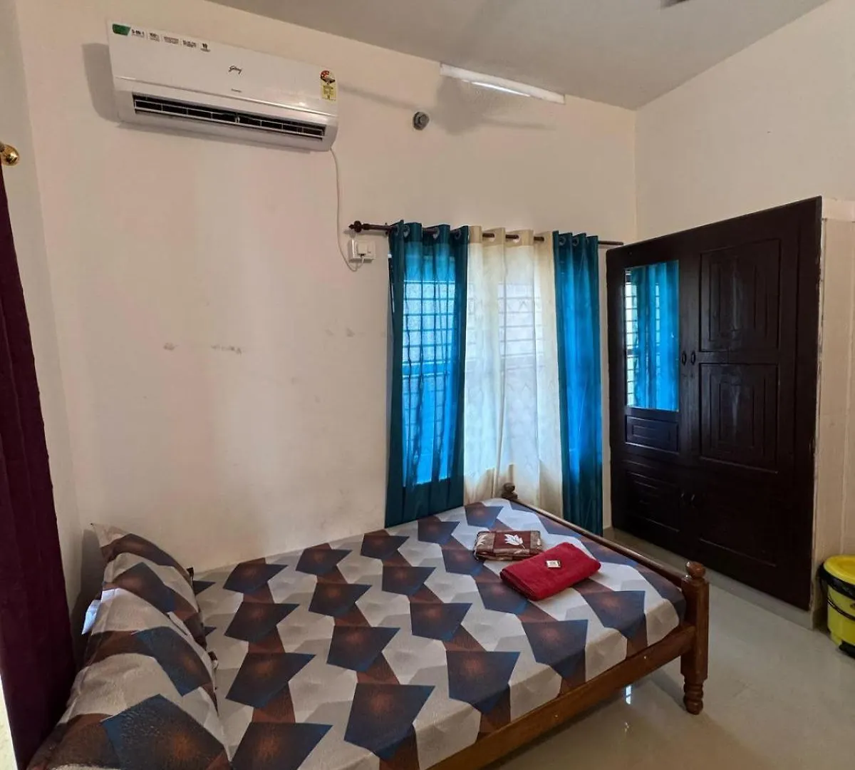 Moon Villa 01 Varkala 3Bhk With Kitchen